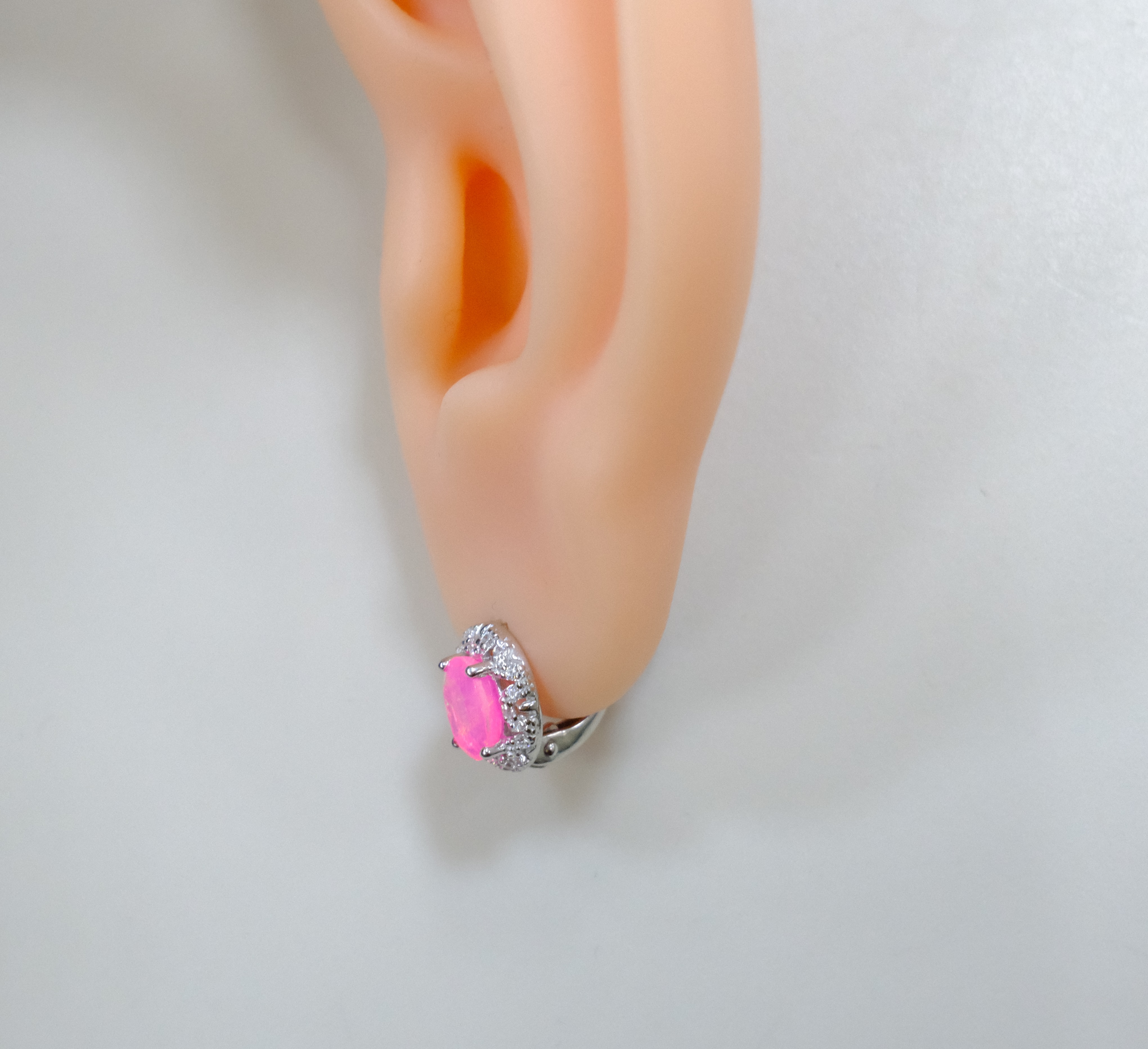 Серебряные серьги с розовыми опалами
